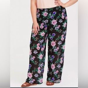 Torrid 2 Black Floral Chiffon Pants 2X Wide Leg